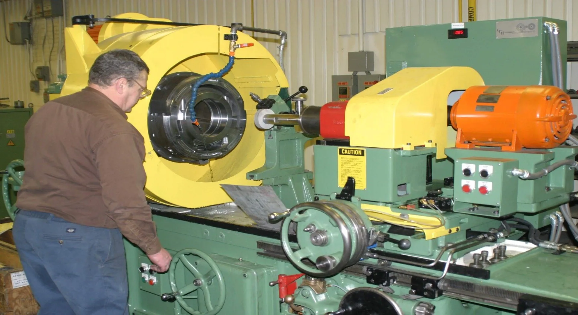 Internal diameter grinding for precision fits at HFW Industries